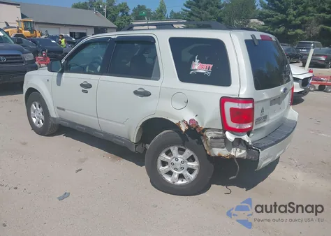 2008 Ford Escape Xlt z USA, uszkodzony, nr VIN 1FMCU93188KE62666